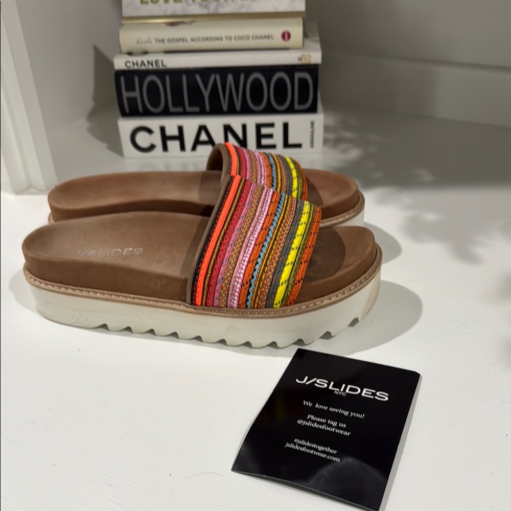 J/Slides Women's Multicolor Platform Sandals
